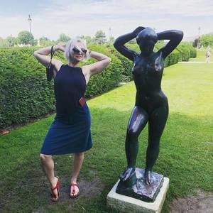 Meet your Posher, Melea